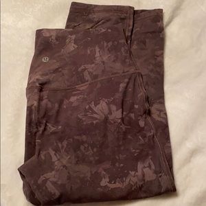 Lululemon Align 21” crop